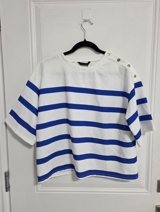 Zara Tops - Zara Women's Cropped Striped Blouse - Size L